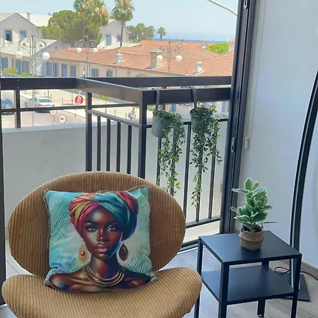 Azul Sea View * Larnaca