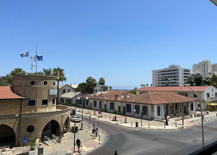 Azul Sea View ラルナカ