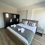 Azul Sea View Apartment *